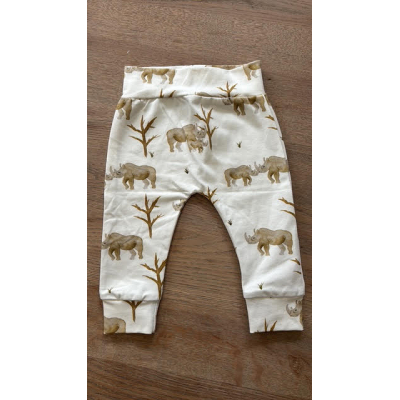 Broek neushoorn