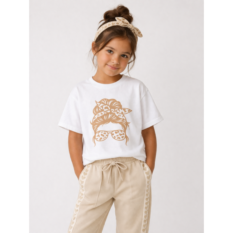 Wit T-shirt met Meisje en Zonnebril Print